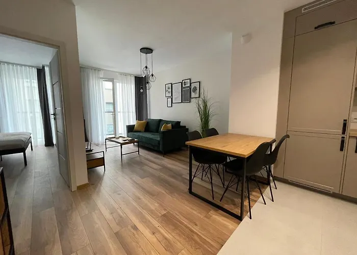 Newport Industrial Varsó