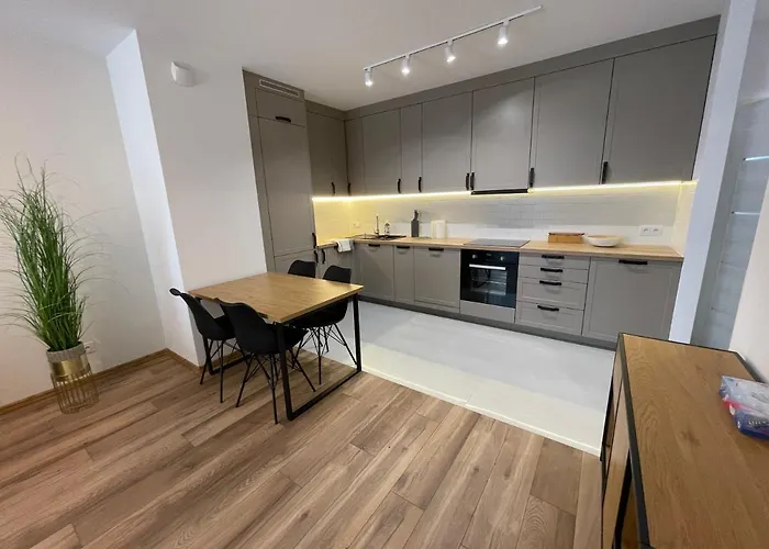 Newport Industrial Varsó